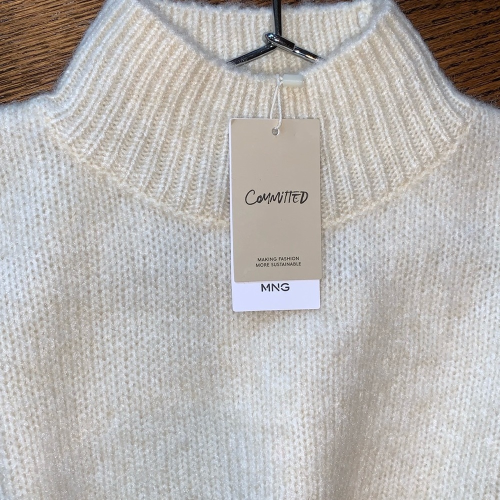 MANGO Short Knitted Dress - Picture 12 of 17